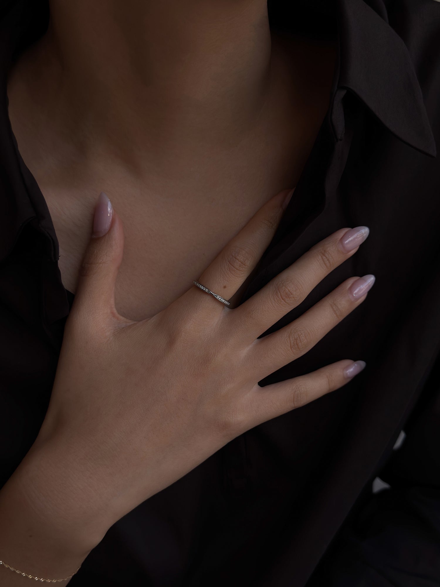RIBBON RING
