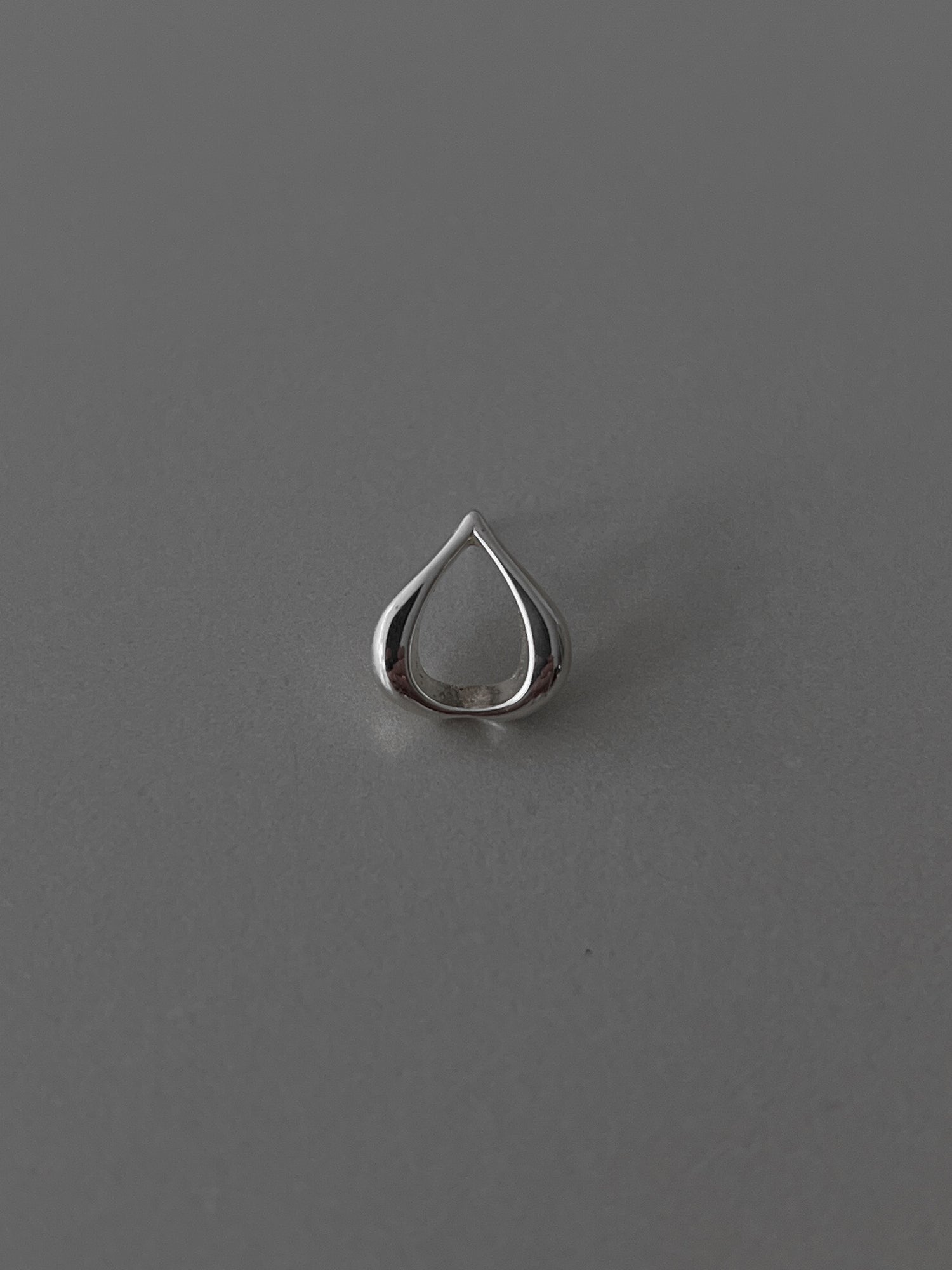 STERLING BLYS EARRINGS [SILVER]