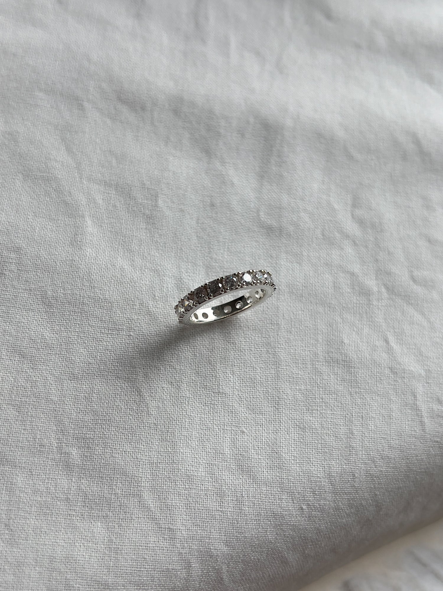 BOLD PAVE RING