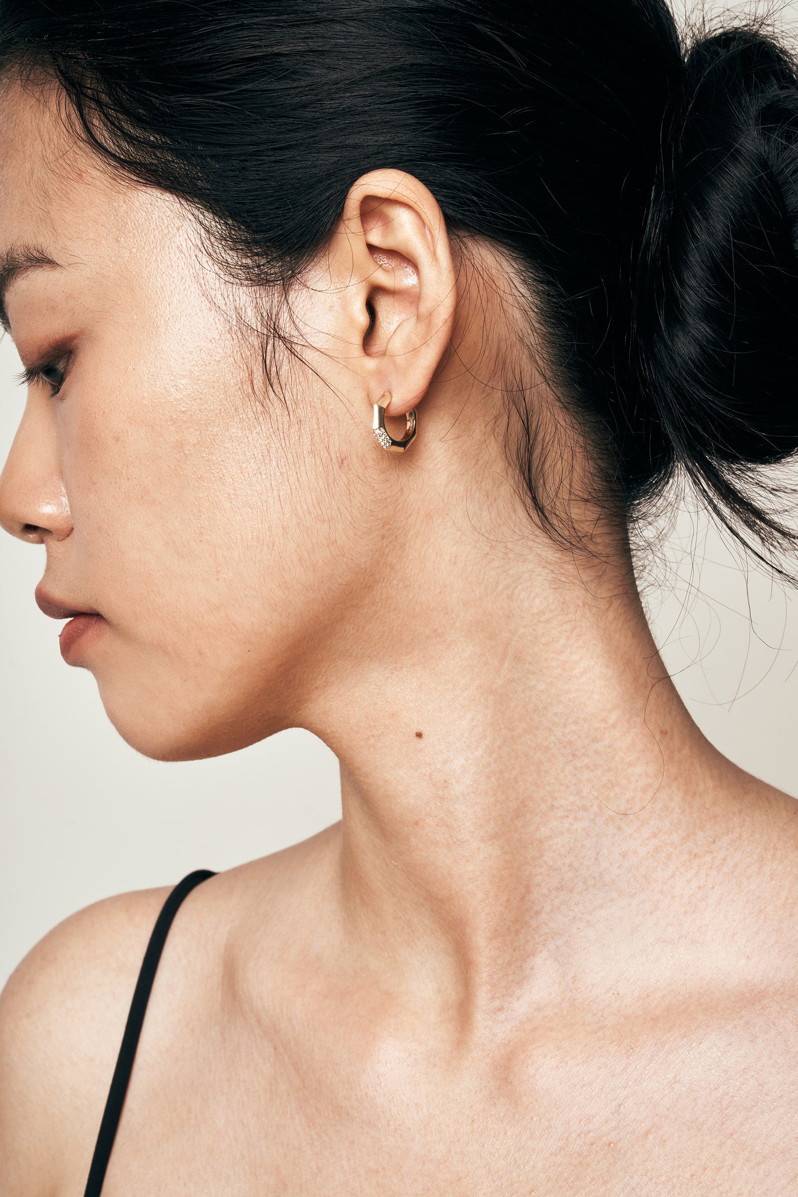 OCTAGONAL STONE EARRINGS [BEIGE GOLD]