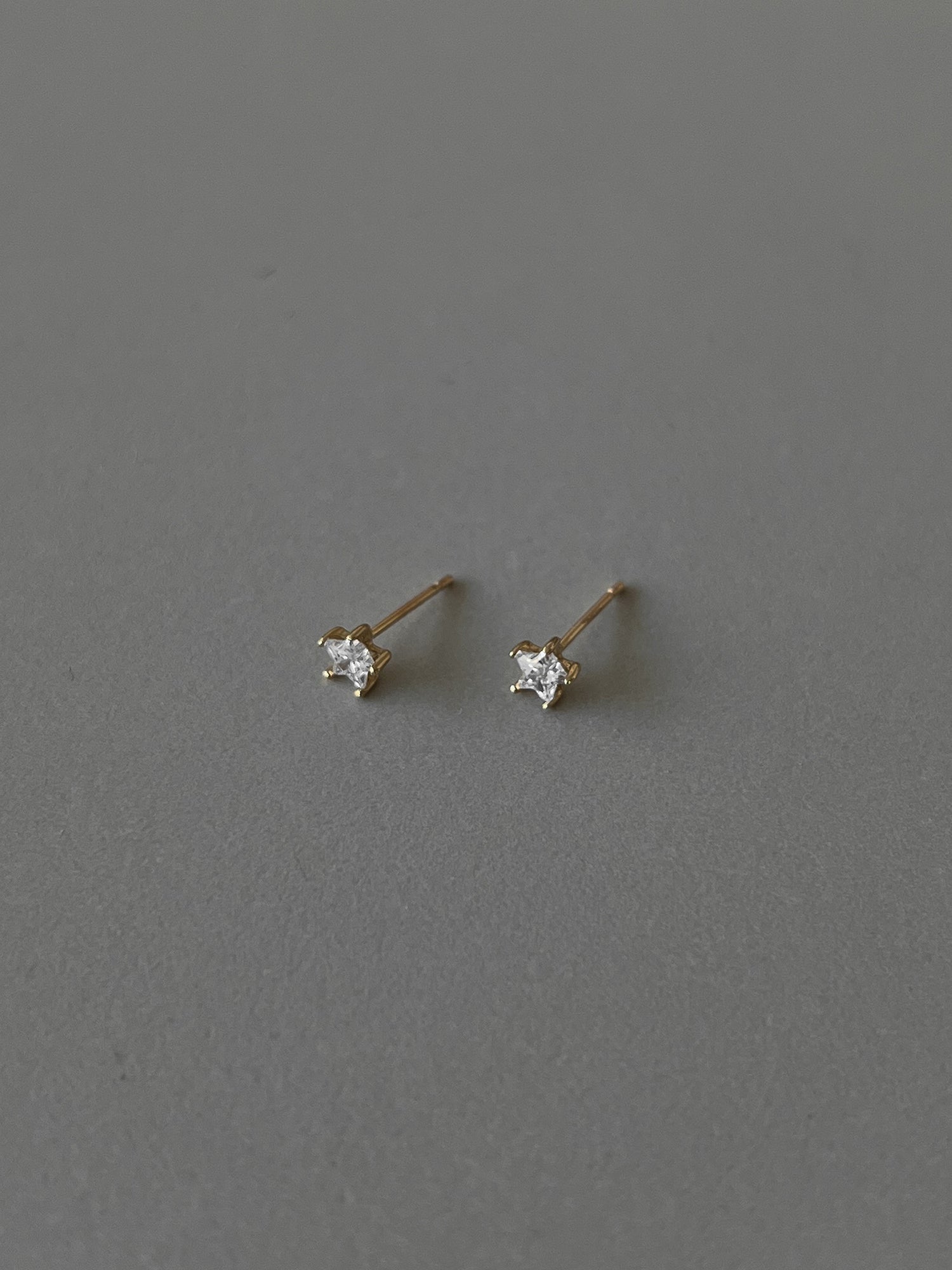 14K STAR EARRINGS