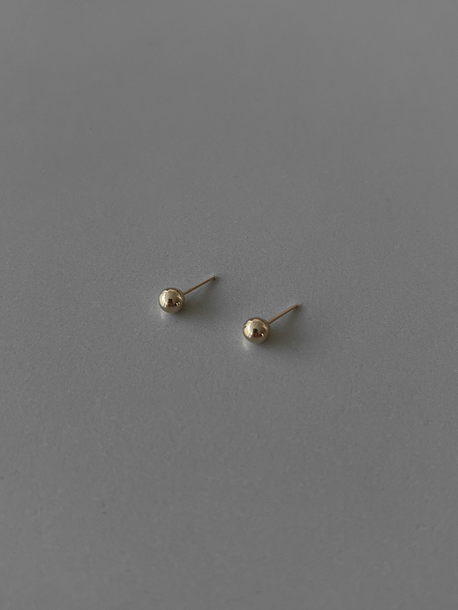 14K BASIC BALL EARRINGS